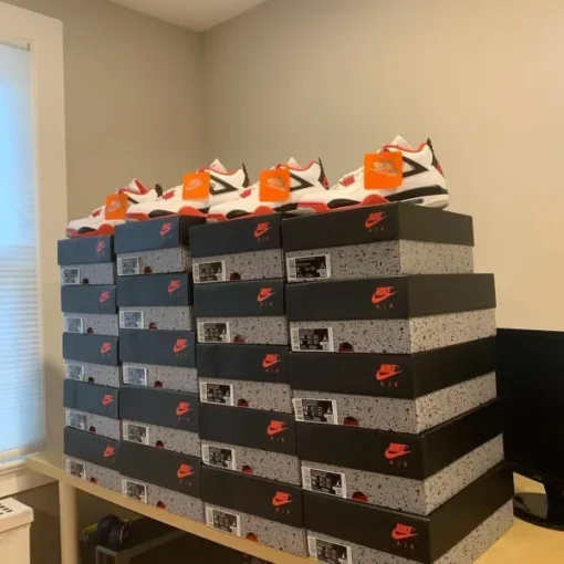 buy wholesale sneaker pallets — image 2