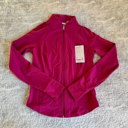 lululemon athletica australian sports clothing — image 11