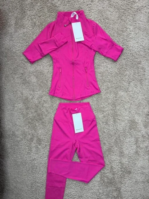 clothing lululemon athletica — image 9