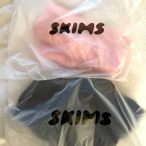 wholesale SKIMS clothing pallets truckload — image 3