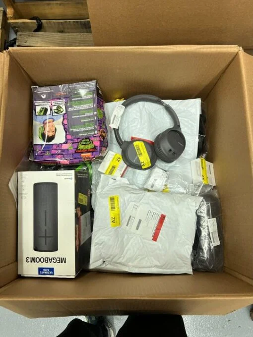 BOX OF RETURNS (Electronics) – ITEMS 37 – LOT 32296