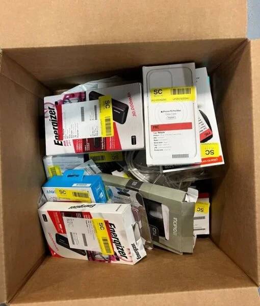 BOX OF RETURNS (Electronics) – ITEMS 26 – LOT 32044