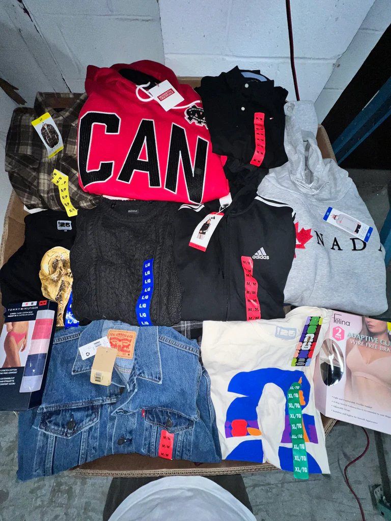 Brand Name Clothing #10 – 250pcs — image 2