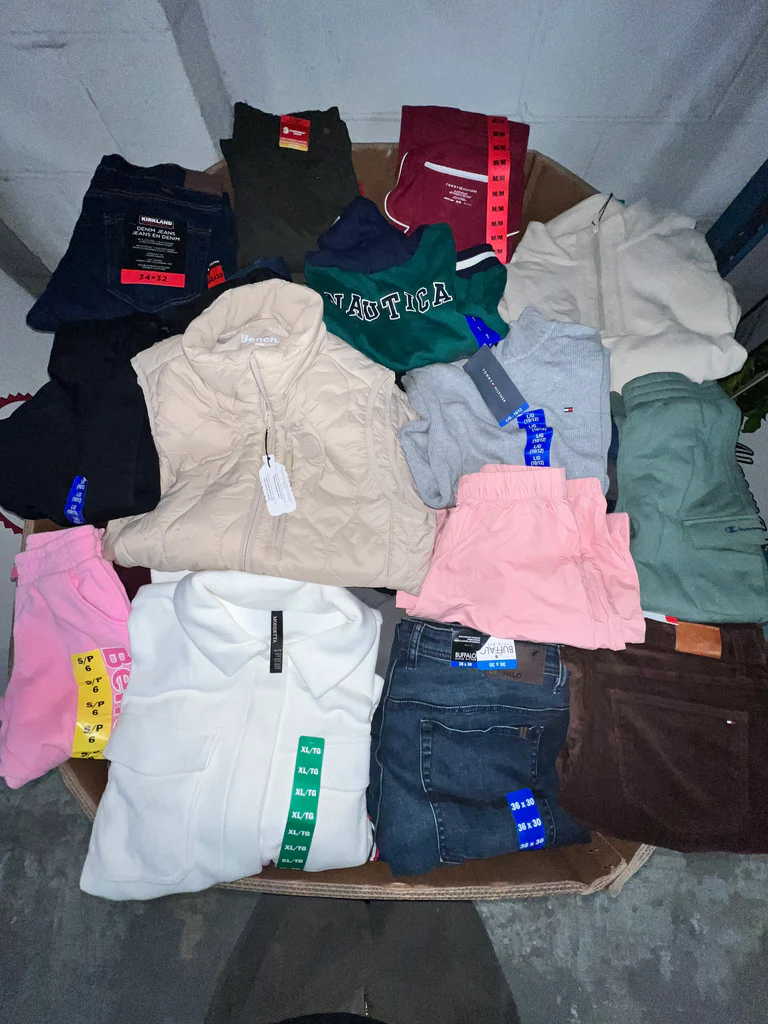 Brand Name Clothing #6 – 250pcs — image 2