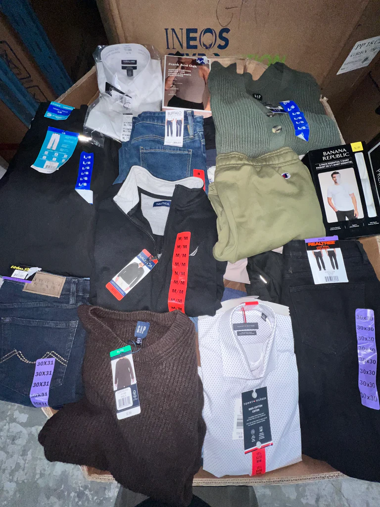 Brand Name Clothing #9 – 250pcs — image 2