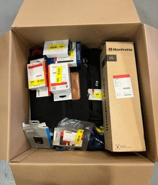 BOX OF RETURNS (Electronics) – ITEMS 28 – LOT 32016