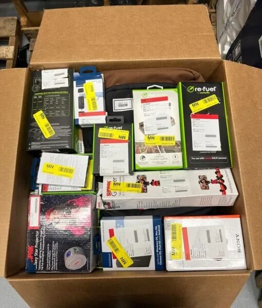 BOX OF RETURNS (Electronics) – ITEMS 38 – LOT 32282