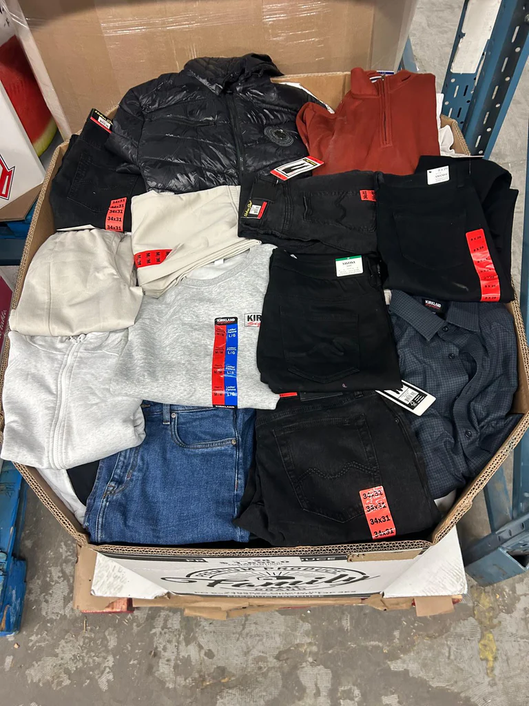 CW Clothing #28 — image 2