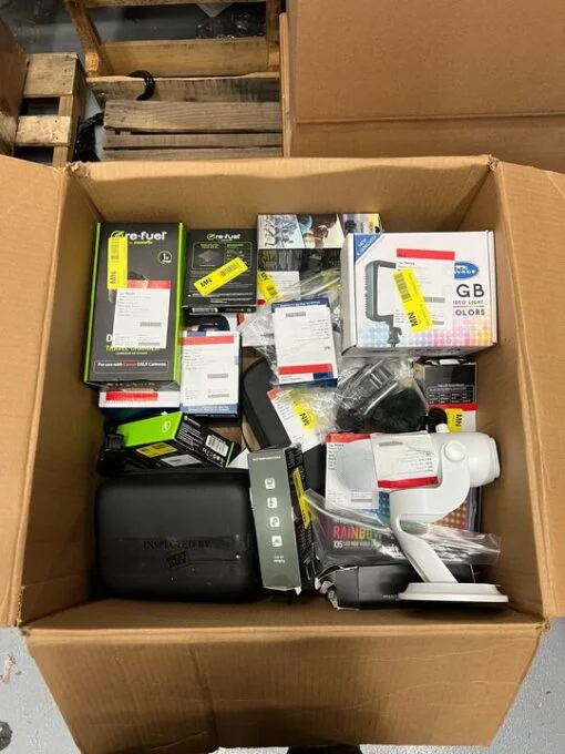 BOX OF RETURNS (Electronics) – ITEMS 34 – LOT 32310