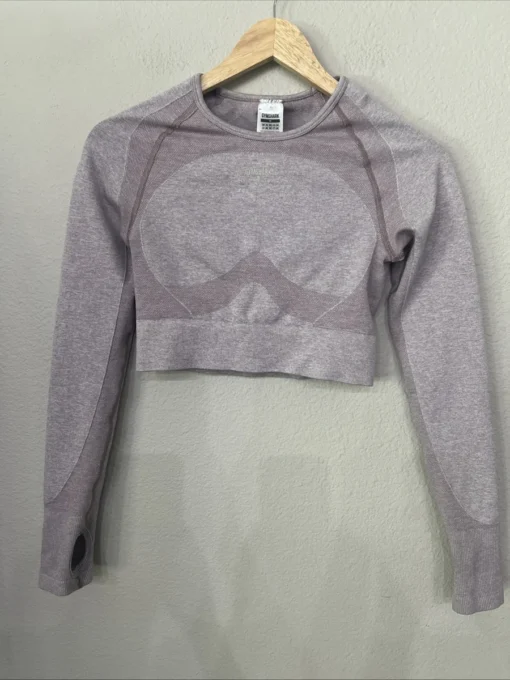 gymshark fitness clothing — image 5