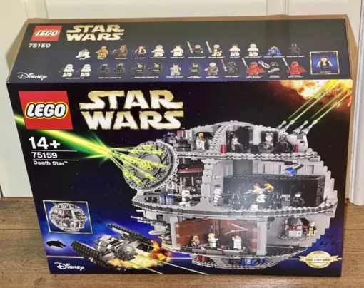 LEGO Star Wars: UCS Death Star (75159) rebuilt with all minifigures — image 3