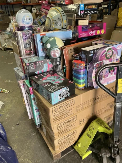 toy liquidation pallets — image 3