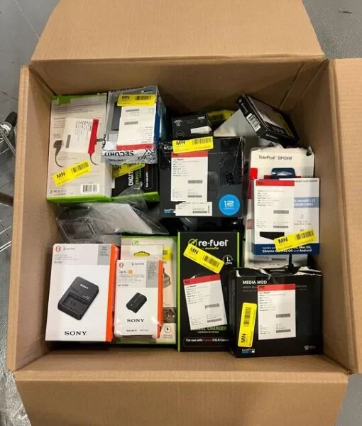 BOX OF RETURNS (Electronics) – ITEMS 23 – LOT 31834
